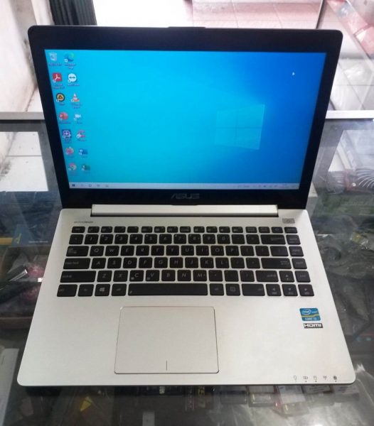 Laptop Asus S400C seken