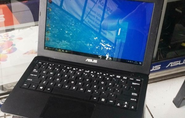 Notebook Asus E202S Intel Celeron N3060 2GB RAM 500GB HDD