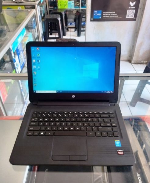 Laptop HP 14-am034TX Intel Core i3-5005U 4GB RAM 500GB HDD Dual VGA
