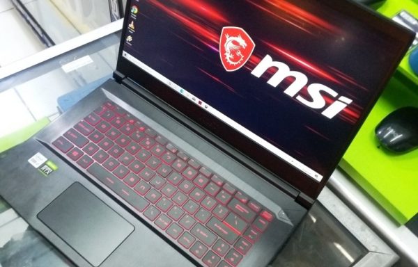 Laptop MSI Gaming GF65 Thin 10UE Intel Core i7-10750H 16GB RAM 512GB SSD Intel UHD Nvidia GeForce RTX3060