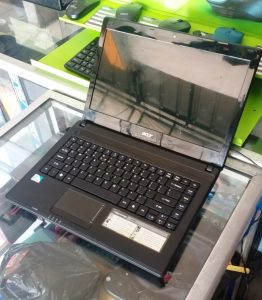 Laptop Acer Aspire 4738z