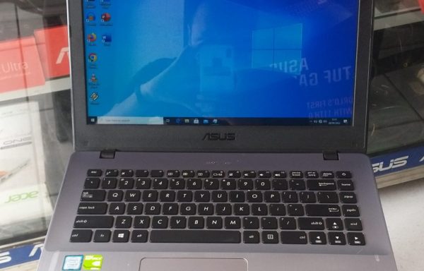 Laptop Asus A442U Intel Core i5-8250U 4GB RAM 128GB SSD 1TB HDD Intel HD & Nvidia 940MX