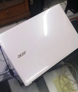 Acer Aspire E1-411