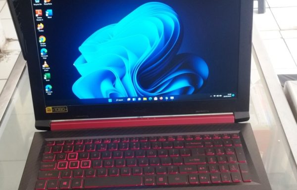 Laptop Acer AN515-52 Intel Core i5-8300H 8GB RAM 256GB SSD Intel UHD Graphics + Nvidia GeForce GTX 1050