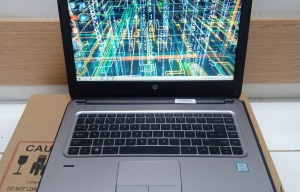 Laptop HP 348 G3 Intel Core i5-6200U 8GB RAM 256GB SSD Like New