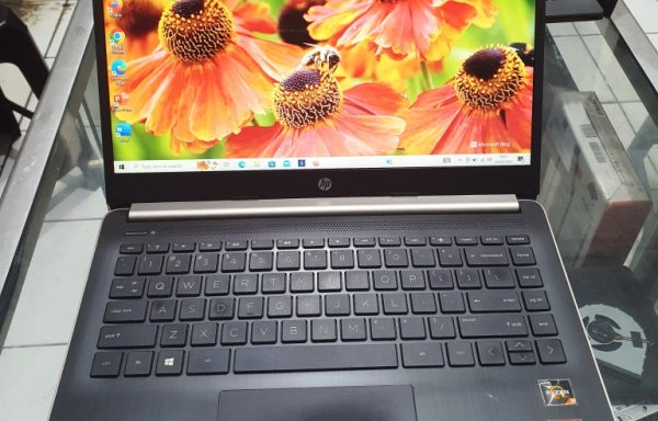 Laptop HP 14s-dk0075AU AMD Ryzen 3 3200U 8GB RAM 128GB SSD 1TB HDD