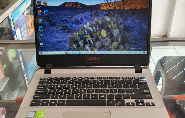 Laptop Asus A407UF Intel Core i3-7020U 4GB RAM 256GB SSD Nvidia MX130