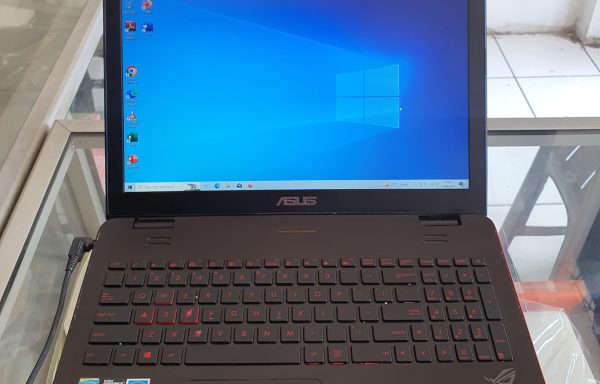 Laptop ASUS ROG G551J Intel Core i7-4710HQ 8GB RAM 256GB SSD GTX 860M