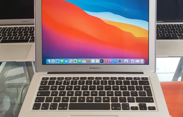 MacBook Air 2015 Intel Core i5 13 inch 4/128