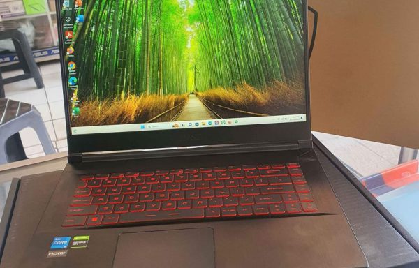 Laptop MSI GF63 Intel Core i5 11th 8/512 GTX 1650