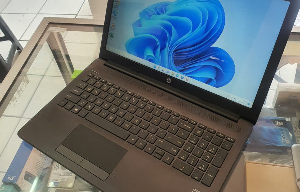 Laptop HP 15 db0009AU AMD Ryzen 3 2200U 8/256GB