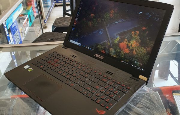 Laptop ASUS ROG GL552V Intel Core i7-6700HQ 8/256 GTX950M