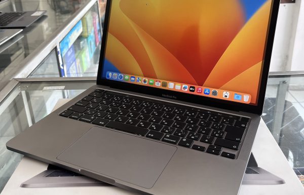 MacBook Pro M1 8/256