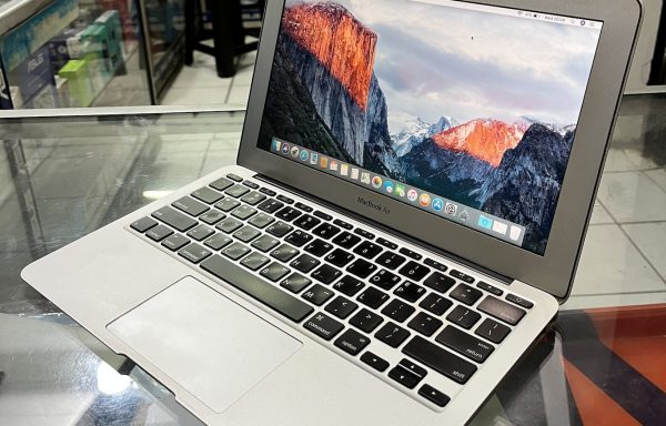 MacBook Air 2010 Intel Core 2 Duo 11 inch