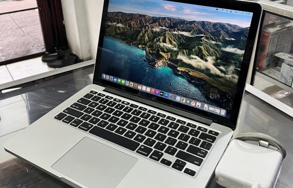 MacBook Pro 2015 Intel Core i5 8/128GB