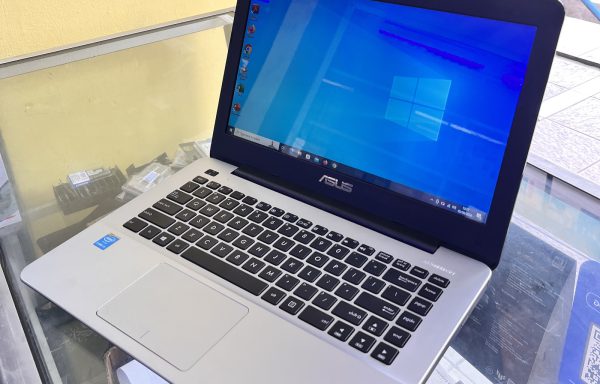Laptop Asus A455LJ Intel Core i3-5010U 10/256GB SSD