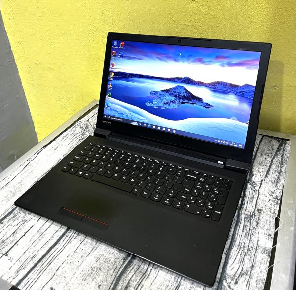 Laptop Lenovo V1130-15ISK