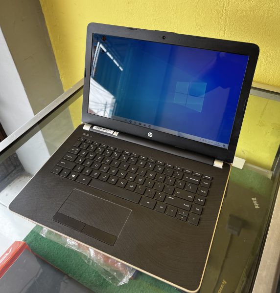 Laptop HP 14