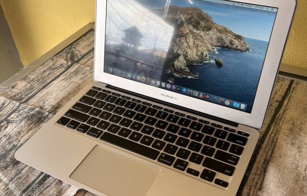 MacBook Air 2012 11 inch i5 4/256