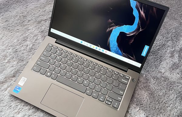 Lenovo V14 G3 Intel Core i7-1255U 8/512GB