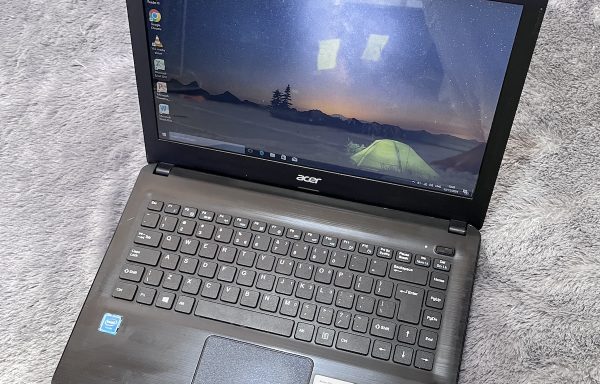 Acer Z1402 Intel Celeron 4/500GB